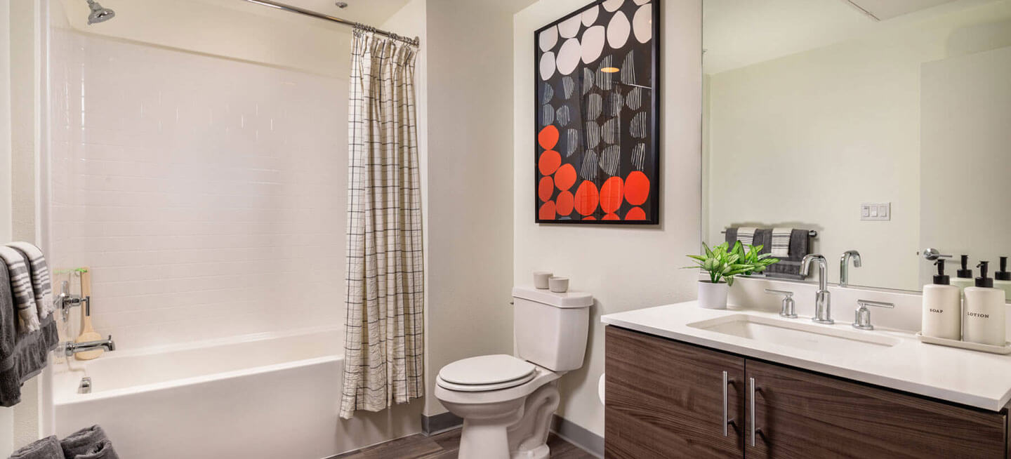 One Bedroom Master Bathroom